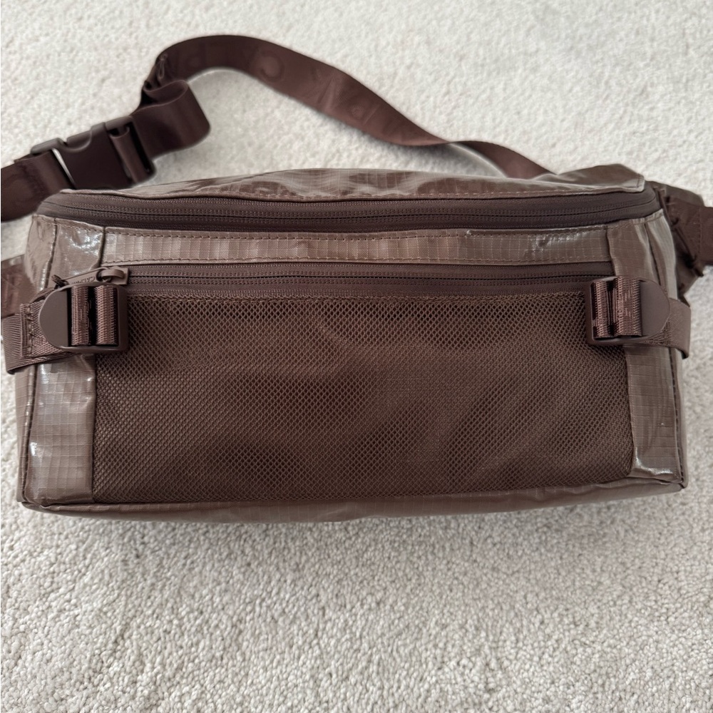 Calpak Terra Sling Large - Cacao Brown